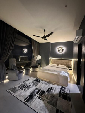 Skypark One Two bed luxury apartment